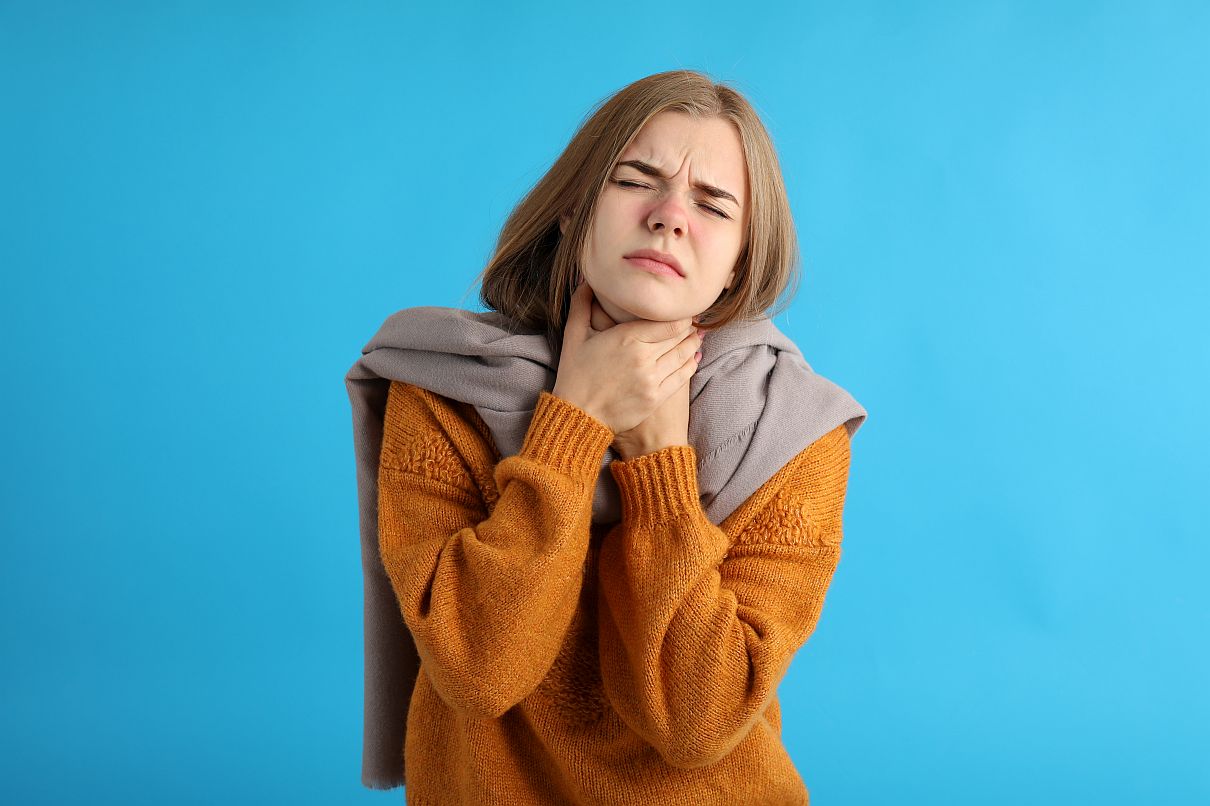 Ból gardła – jakie są przyczyny i jak wyleczyć go na dobre?